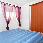 5057b Apartman Jezera
